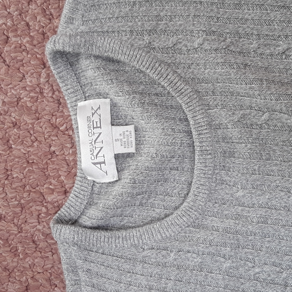 2 pc Gray Sweater Set - Picture 5 of 10